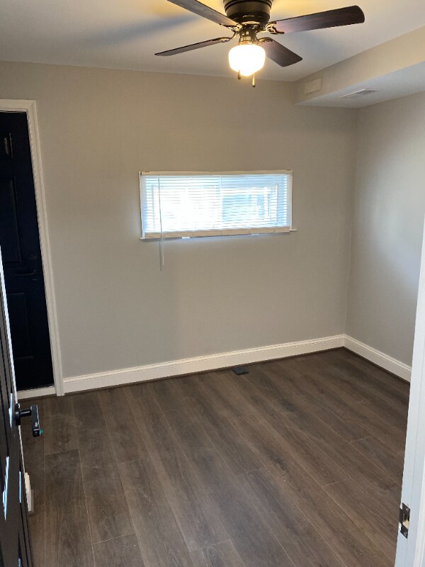 Photo - 3908 Claremont St