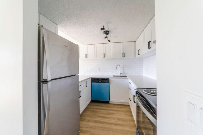 Photo - King's Alley