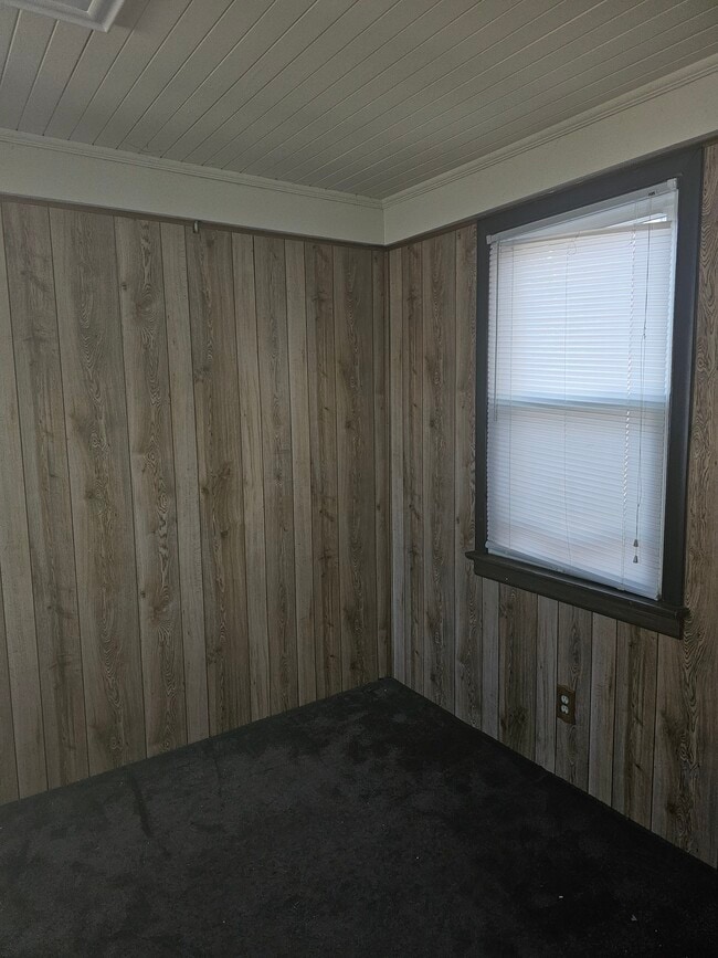 Photo - 1207 Blue Jay Ln