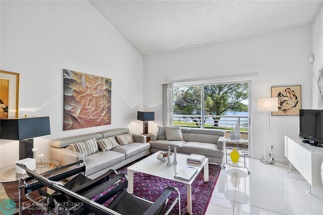 Photo - 3457 NW 44th St Unit 202