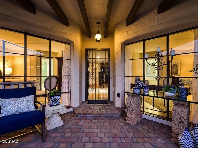 Photo - 2600 E Skyline Dr Unit Beautiful Neighborhood