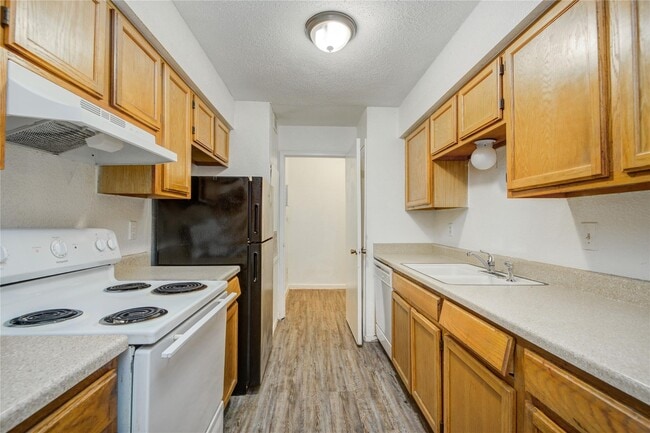 Photo - 9797 Leawood Blvd Unit True