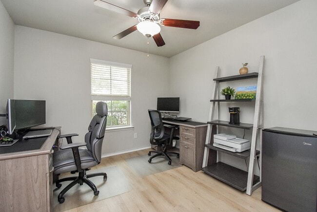 Photo - 23819 Naples Shore Dr