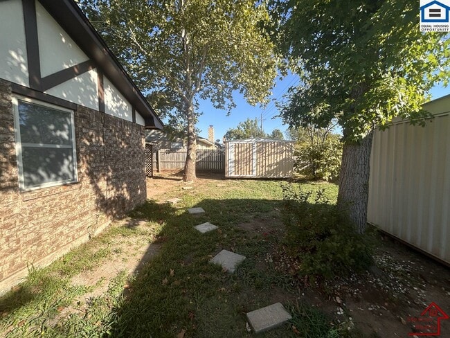 Photo - 2313 NW 75th St