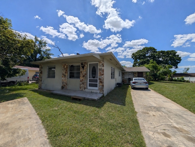 Photo - Well maintained 2 bedroom 1 bath rental available in Pine Castle!!