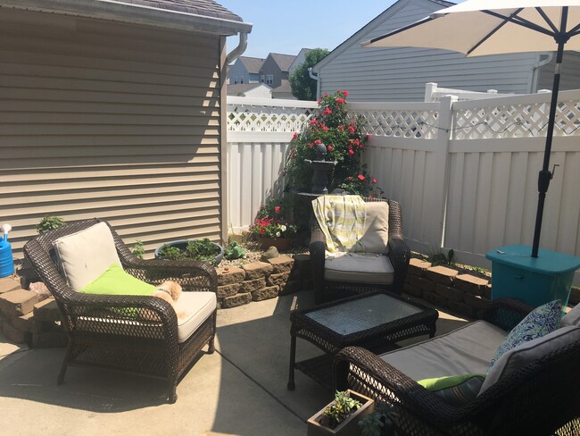 Patio trasero - 6144 Braet Rd