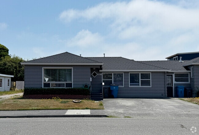 Building Photo - 1116 Henderson St Unit 1116 Rental
