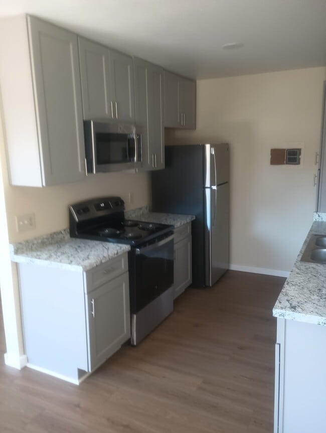 9435 California Ave Unit 48