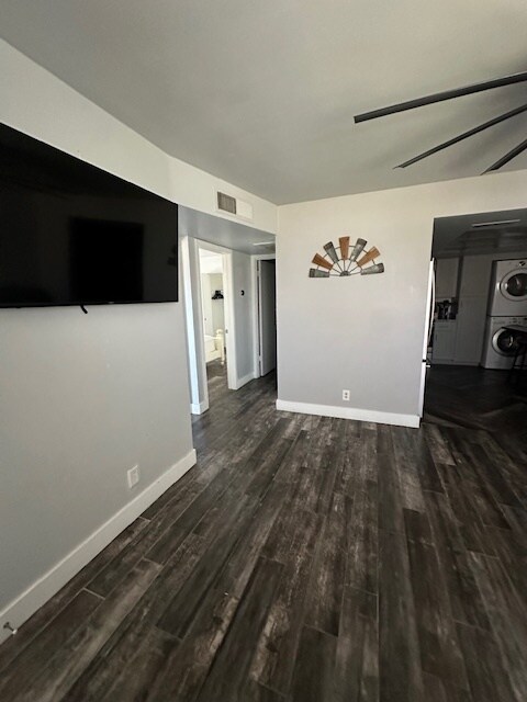 Photo - 8026 E Oak St