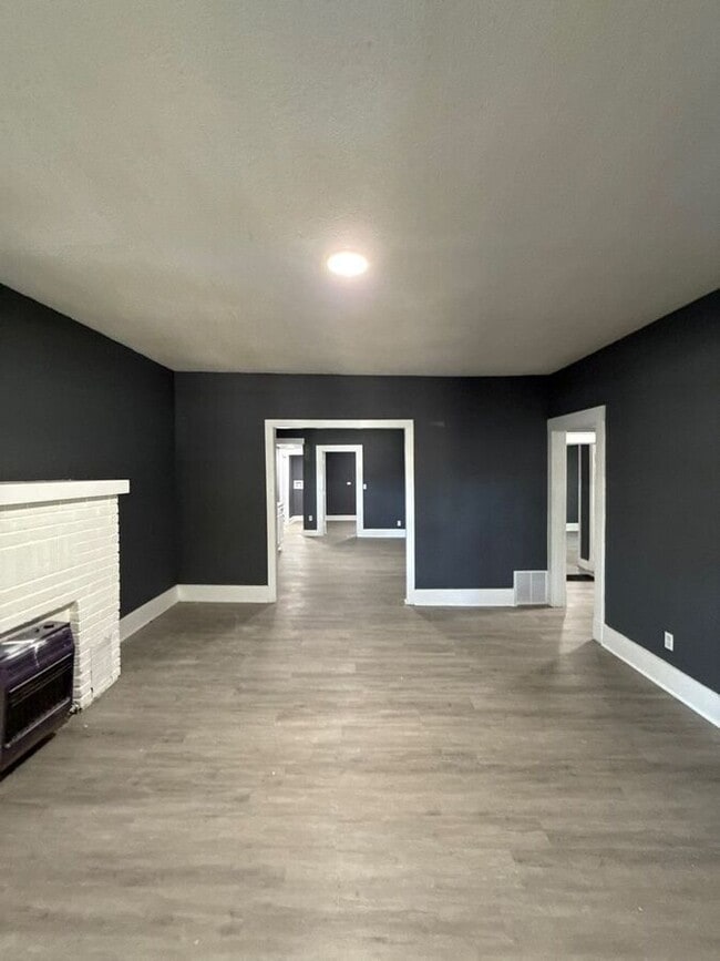 Photo - 3164 Yale Ave