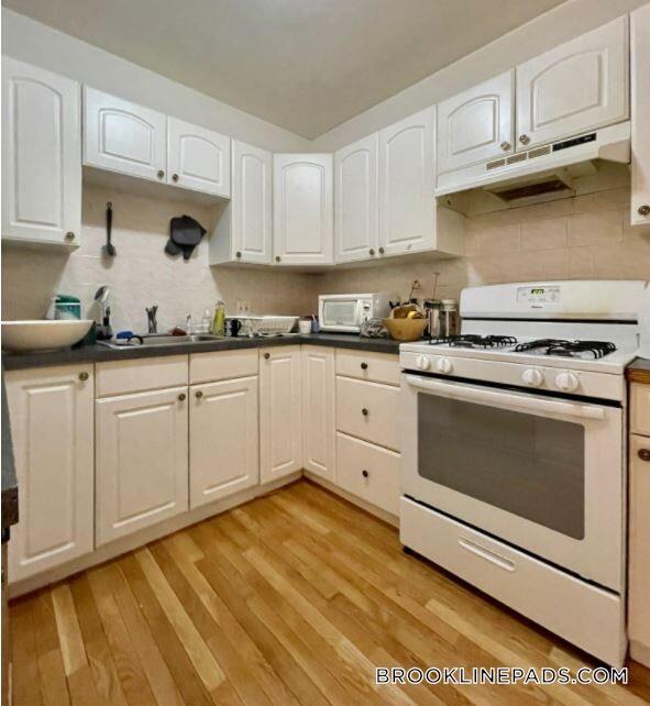 Photo - 62 Egmont St Unit 4