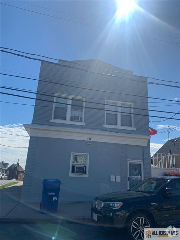 Building Photo - 14 Highland Ave Rental
