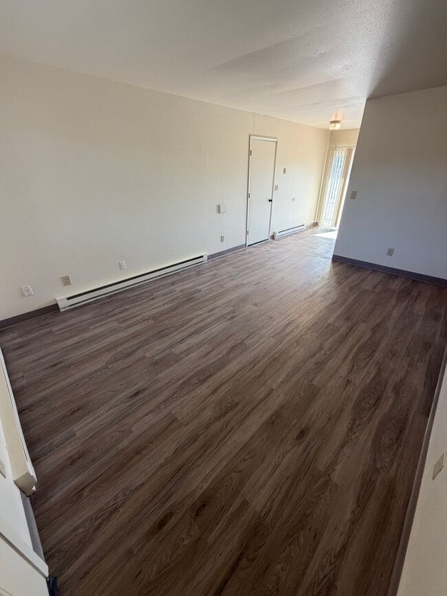 Photo - (917) 27th Street Duplex - 2 Bedroom / 1 Bathroom - Albany Duplex ***PET FRIENDLY Unit 1373 (P)