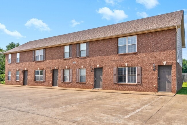 Building Photo - 1801 Beckett Dr Unit B