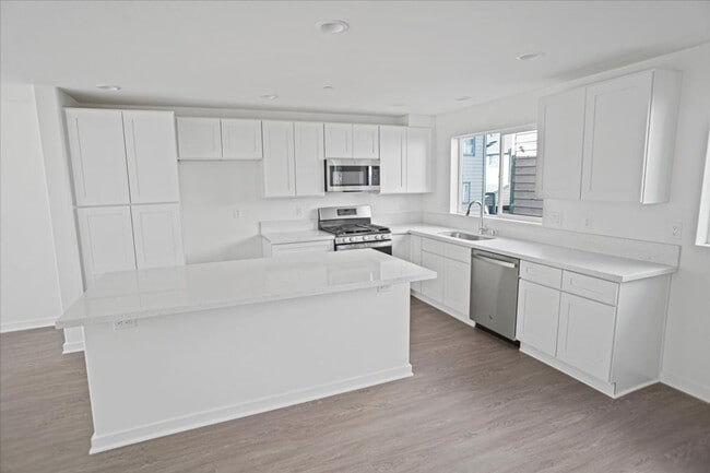 Photo - 4-Bedroom Home for Rent – Move-In Ready