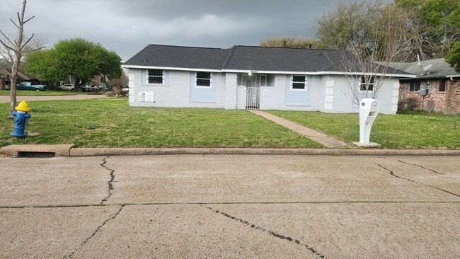 Photo - 5503 Bertellis Ln