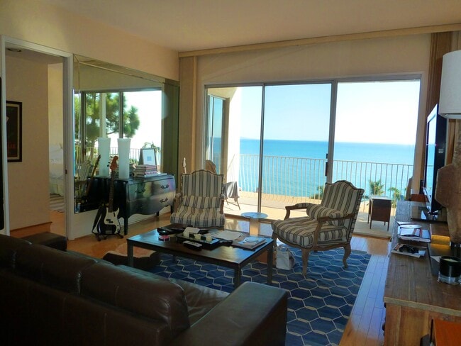 Photo - 18111 Coastline Dr Unit 2