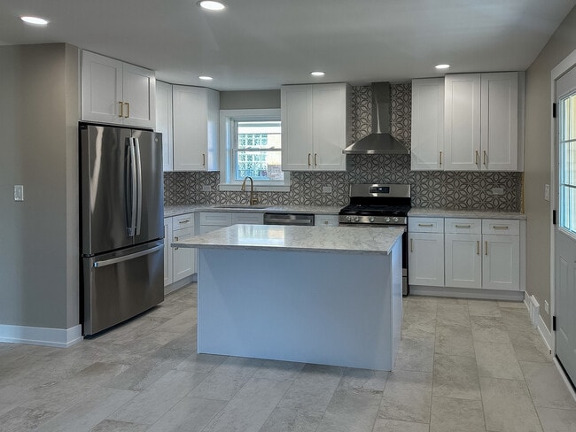 Photo - 4233 N Odell Ave