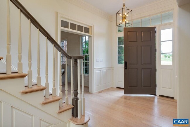 Photo - 585 Ragged Mountain Dr