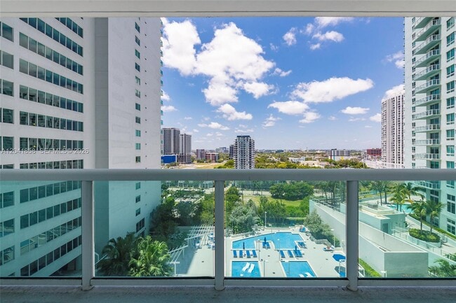 Building Photo - 1800 N Bayshore Dr Unit 1806
