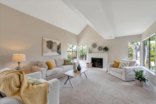 Photo - 1221 Bracebridge Ct