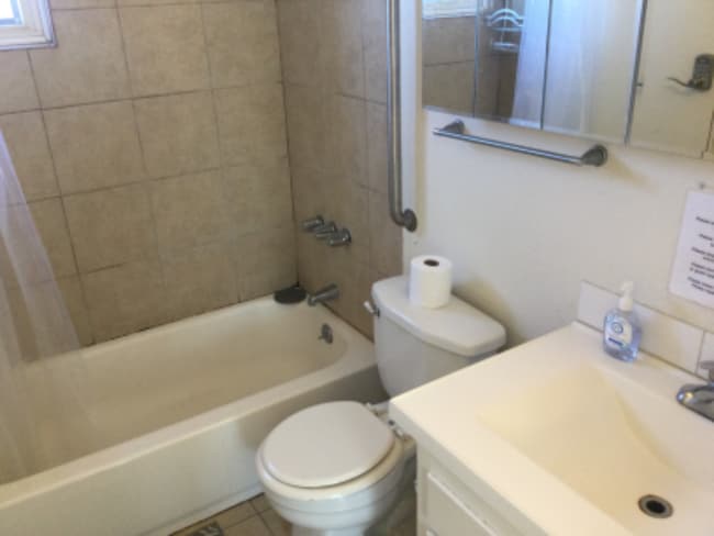 Photo - 3972 Hatton St