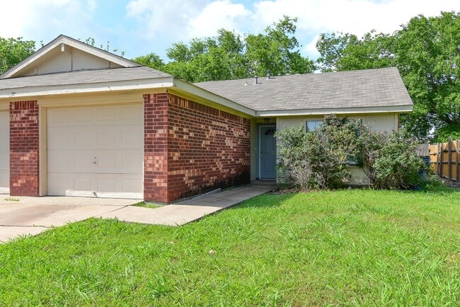 Photo - 3910 Peperport Dr Unit 3910