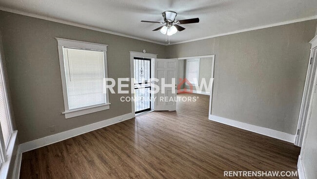 Photo - 919 N Willett St