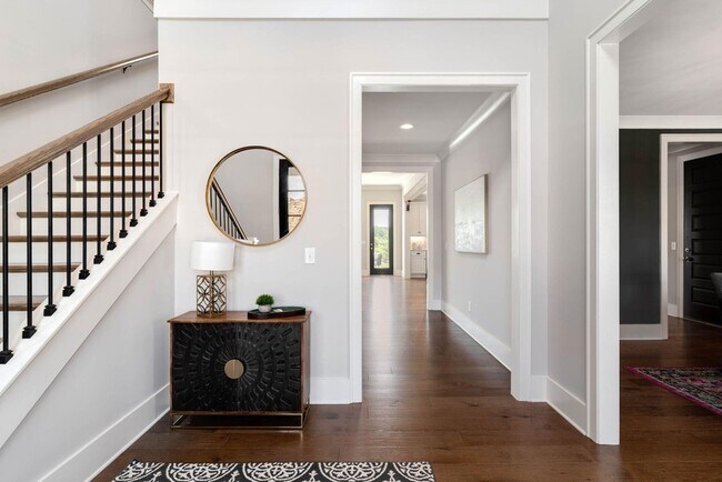Photo - 6556 Windmill Dr