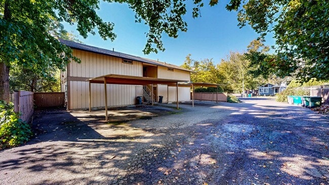 Building Photo - 949 Camino Coronado Unit D