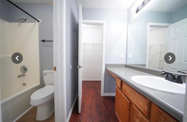 Photo - 5958 Sherwood Trace