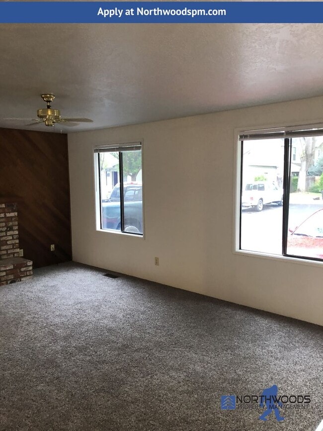 Photo - Nice 2 Story 3 Bedroomd 2 Bathrooms-Townhome