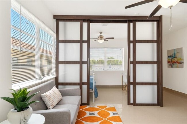 Photo - 620 NE 2nd Ct Unit 203