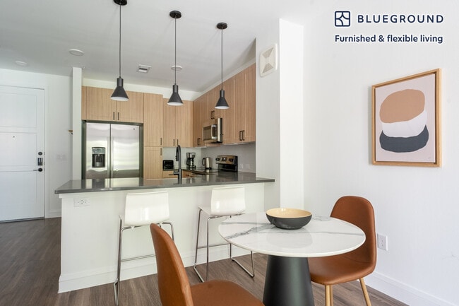 Photo - 3403 Harmon Ave Unidad FL2-ID140