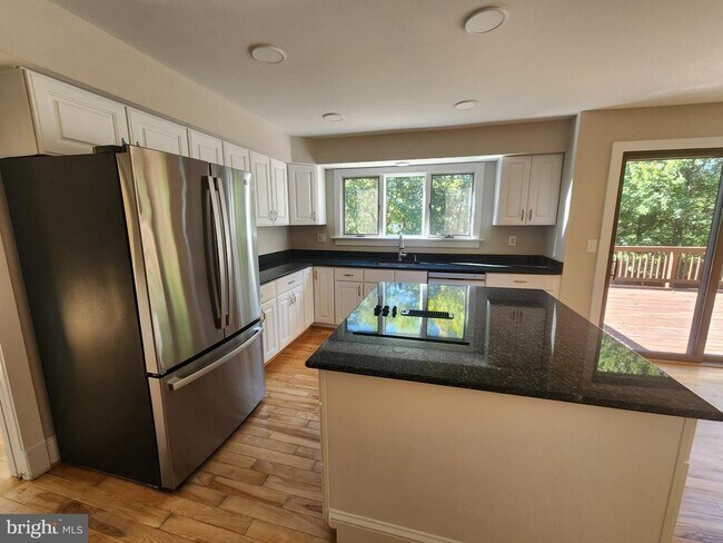 Photo - 10614 Sweepstakes Rd House