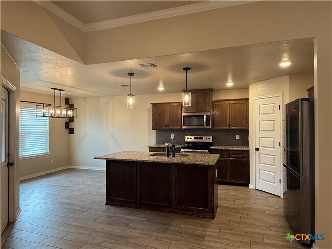 Photo - 7702 Blue Nile Dr