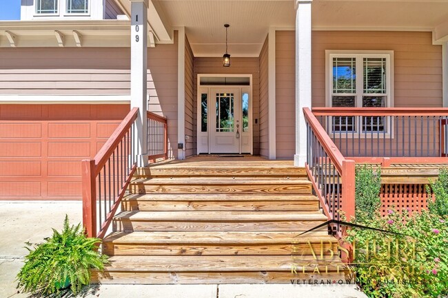 Photo - 109 Buck Johnson St