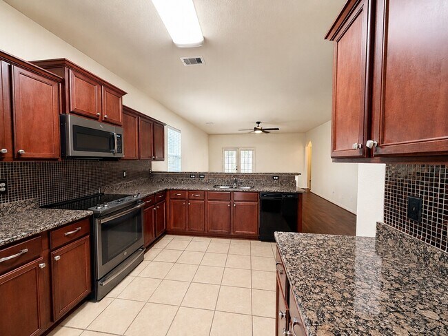 Photo - 8739 Leclaire Meadow Dr