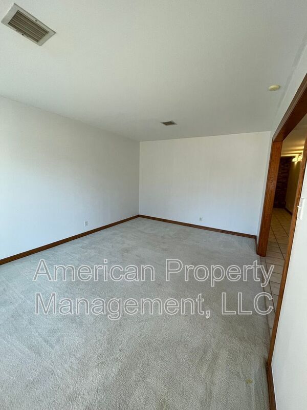 Photo - 3507 S Granite Ave