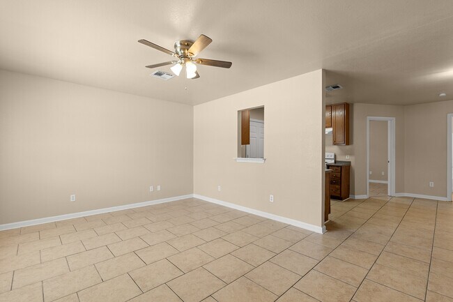 Photo - 233 E Craven Ave