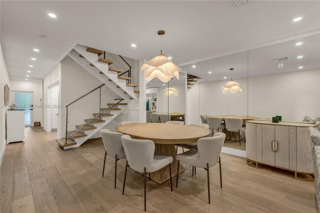 Photo - 6011 N Bayshore Dr Unit 10