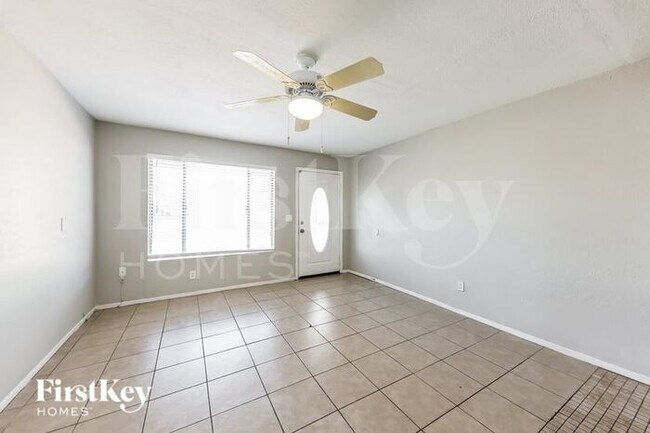 Photo - 9451 N 65th Ave