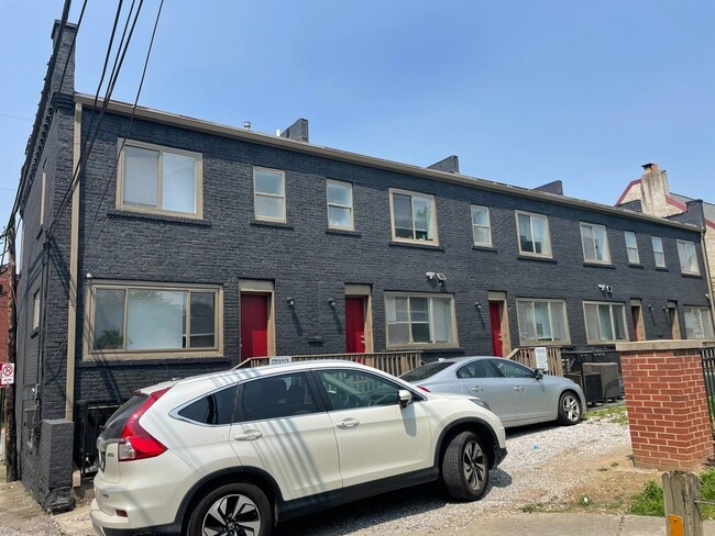 Photo - 115 E 9th Ave