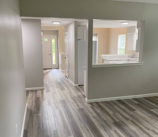 Photo - Creek Side Landings