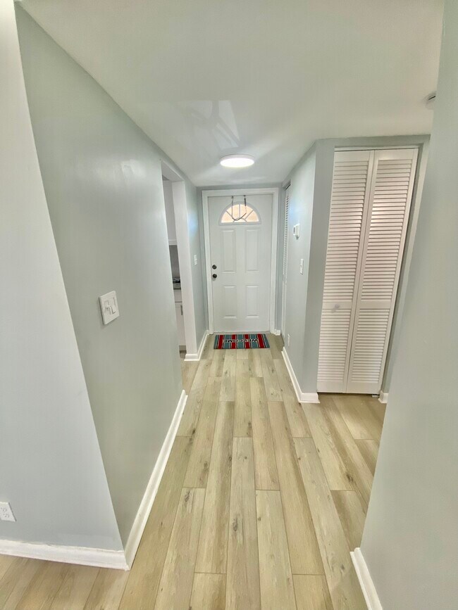 Photo - 200 Waterway Dr S Unit 208