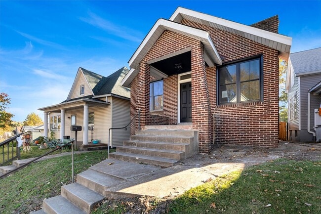 Building Photo - 6752 W Park Ave