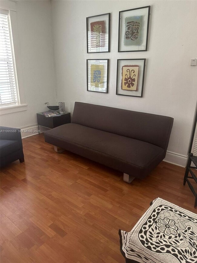 Photo - 710 Pennsylvania Ave Unidad 4