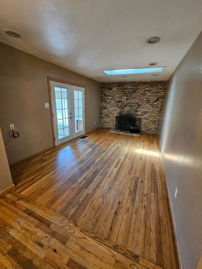 Photo - Large 3 bedroom in great location