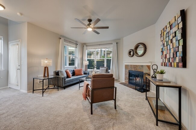 Photo - 2 bd 1.75 bath Lynnwood Townhome  availabl...