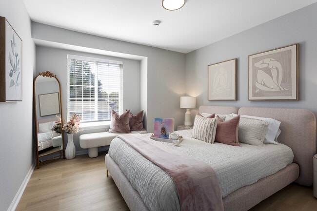 Photo - Shawnee Station